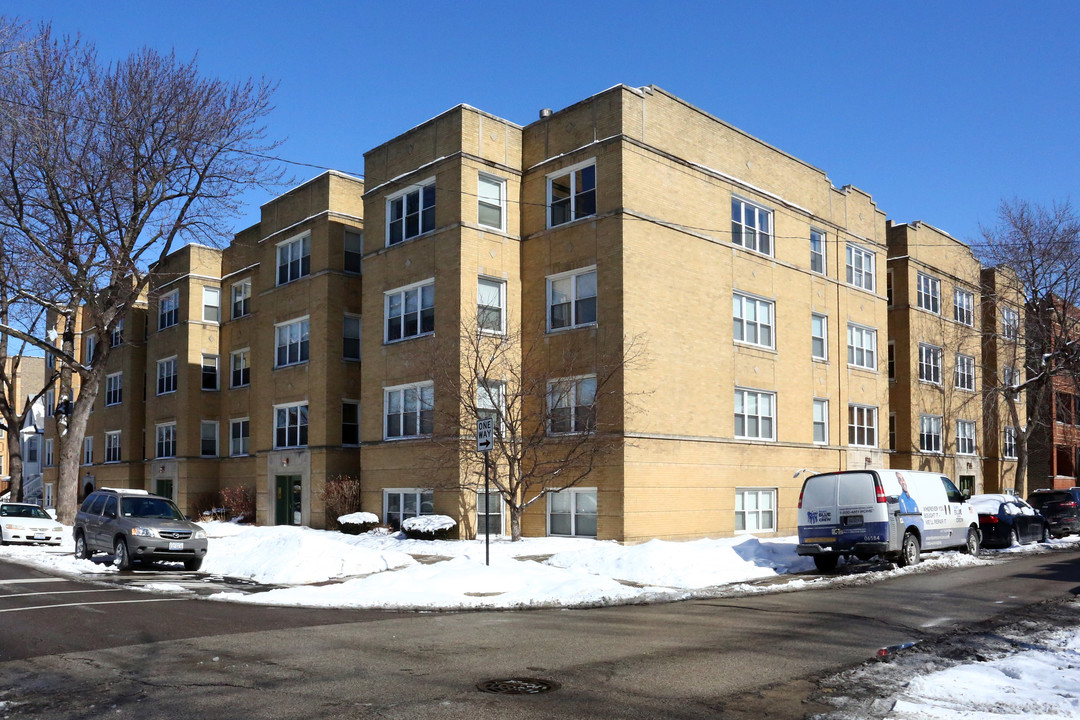 Park Place Condominiums in Chicago, IL - Building Photo