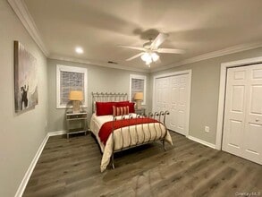 270 Adams Way in Sayville, NY - Building Photo - Building Photo