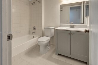 3995 W McNab Rd in Pompano Beach, FL - Building Photo - Building Photo