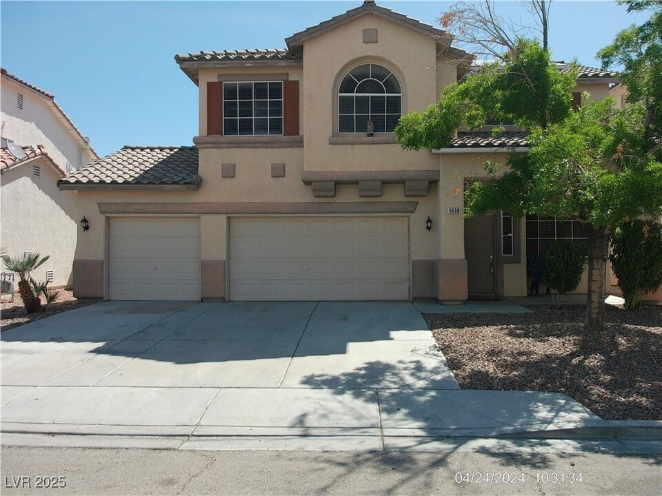 5438 Avent Ferry St in Las Vegas, NV - Building Photo