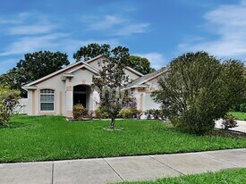 2808 Berkshire Cir in Kissimmee, FL - Building Photo