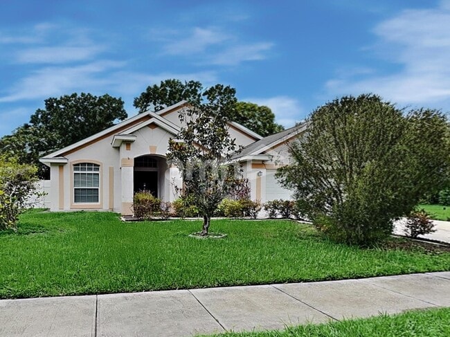 property at 2808 Berkshire Cir