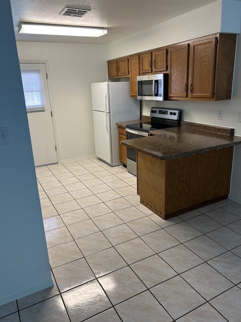1014 Elm St, Unit UNIT # D in Las Cruces, NM - Building Photo - Building Photo