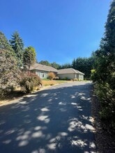 37410 Agate Dr in Lebanon, OR - Building Photo - Building Photo