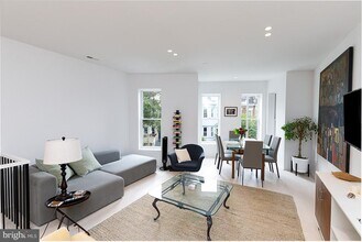 1321 Monroe St NW in Washington, DC - Building Photo - Building Photo