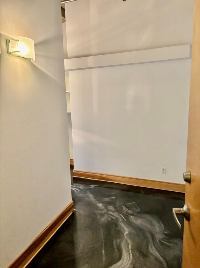 2201 Locust St in St. Louis, MO - Building Photo - Building Photo