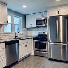 521 Cantrell St in Philadelphia, PA - Building Photo - Building Photo