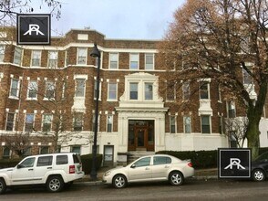 1675 Commonwealth Ave in Boston, MA - Building Photo - Building Photo
