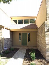 13034 N Run in San Antonio, TX - Building Photo - Building Photo