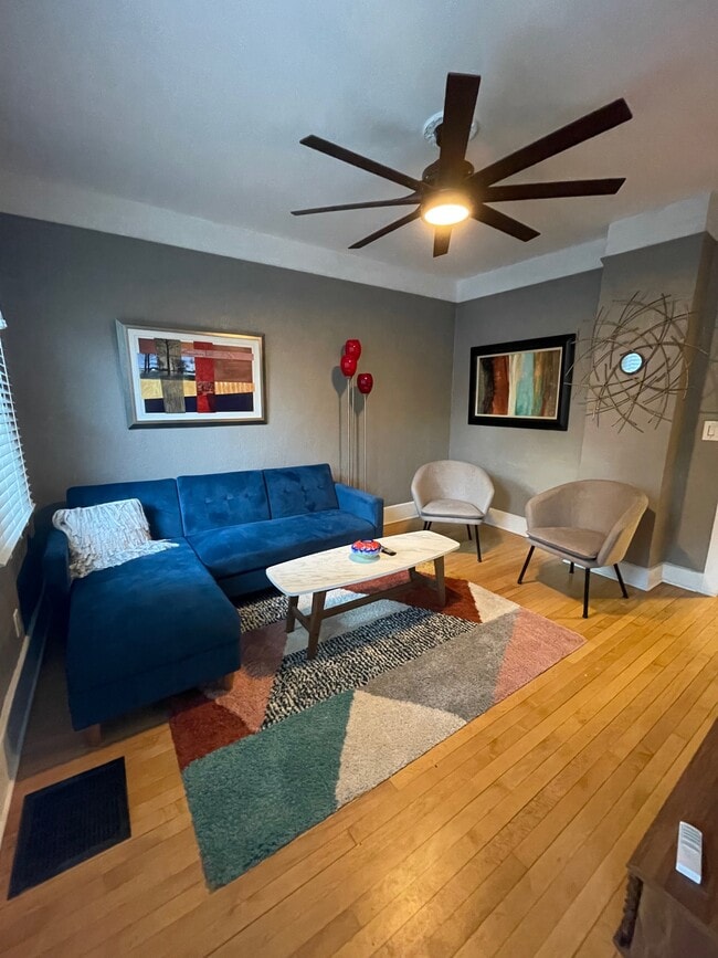 property at 1506 N Jefferson St