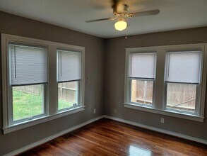 7019 Linden St in Houston, TX - Building Photo - Building Photo