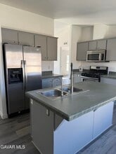 1365 Richfield Ave in Rosamond, CA - Building Photo - Building Photo