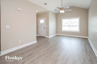 26 Courtyard Ln in Cartersville, GA - Building Photo - Building Photo