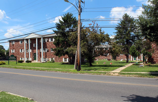 Bucks Crossing Apartments