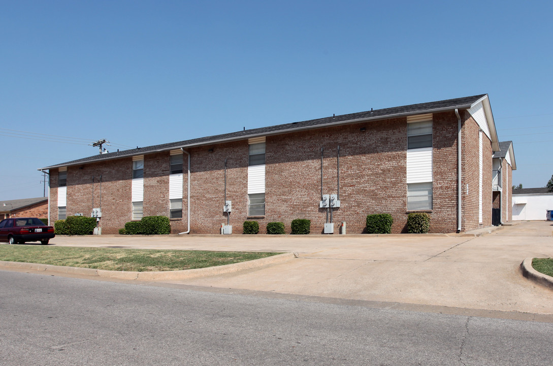 Blackwelder Arms Apartments in Oklahoma City, OK - Building Photo