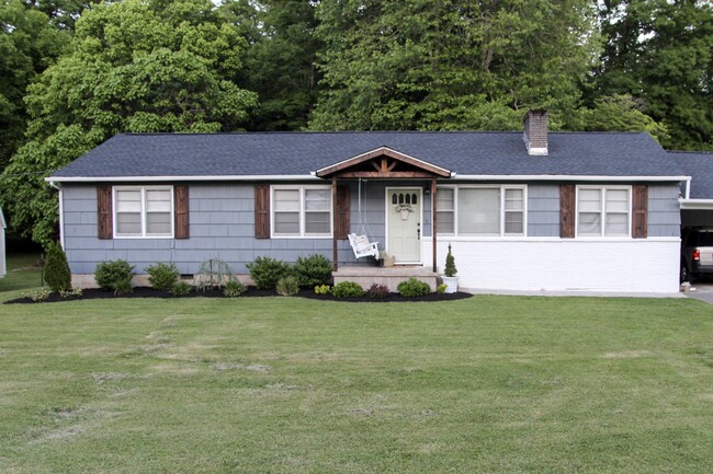 property at 5704 Oak Rd
