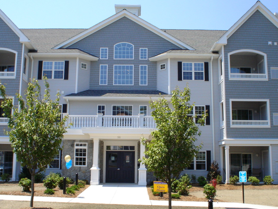 North Pointe Apartments in Hanover, MA - Foto de edificio