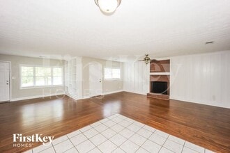 4808 Kings Hwy in Douglasville, GA - Foto de edificio - Building Photo