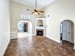 100 Moss Stone Ln in Calera, AL - Building Photo - Building Photo