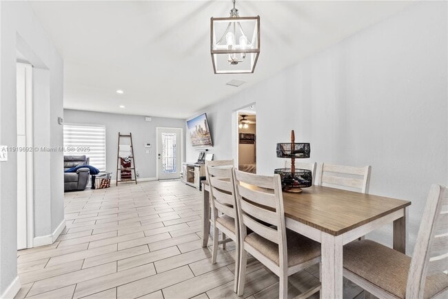 9480 NW 26th St in Sunrise, FL - Building Photo - Building Photo