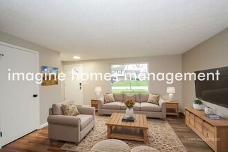 3428 Ridgewood Dr in Erlanger, KY - Foto de edificio - Building Photo