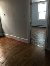200 London St, Unit 2 in Boston, MA - Foto de edificio - Building Photo