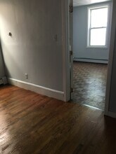 200 London St, Unit 2 in Boston, MA - Building Photo - Building Photo