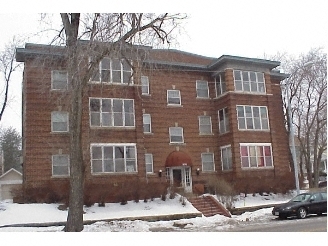 Maryland Apartments in Omaha, NE - Foto de edificio - Building Photo