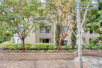 2201 Bridgepointe Pkwy in San Mateo, CA - Building Photo - Building Photo