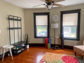 19 Fifth Ave in Worcester, MA - Building Photo - Building Photo