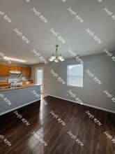 315 Washington St in Baldwin City, KS - Building Photo - Building Photo