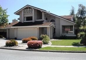 5931 Porto Alegre Dr in San Jose, CA - Building Photo