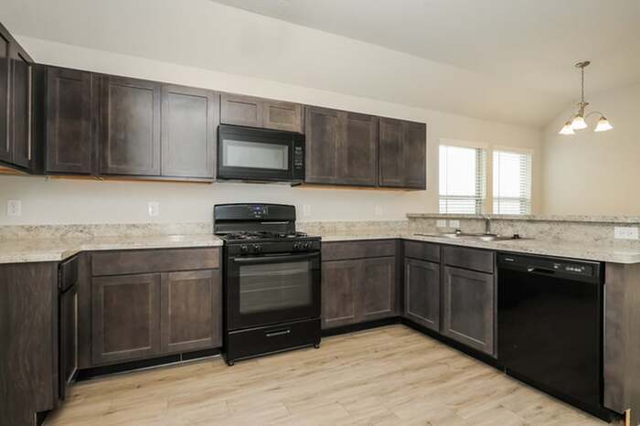 5215 Blue Ranch in San Antonio, TX - Building Photo