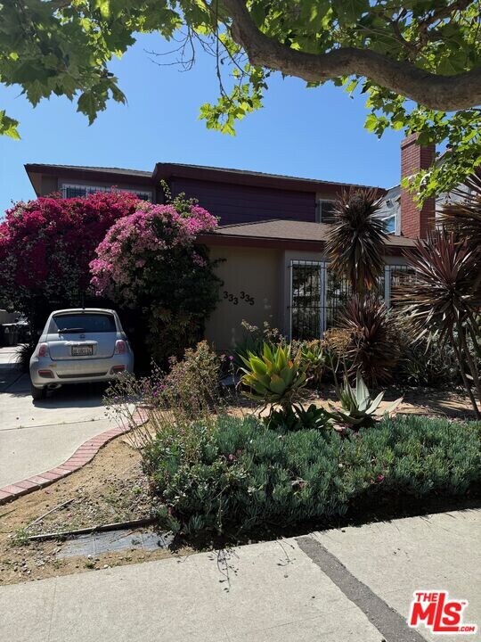 333 N Detroit St in Los Angeles, CA - Building Photo