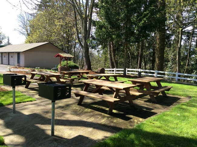 Willamette Lutheran Retirement Community in Keizer, OR - Building Photo - Building Photo