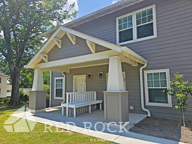Avondwell Apartments in Avondale in Birmingham, AL - Foto de edificio - Building Photo