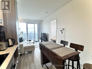 55 Cooper St in Toronto, ON - Building Photo - Building Photo