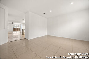 6103 Amherst Bay in San Antonio, TX - Building Photo - Building Photo