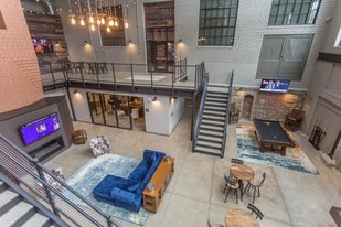 Hercules in Canton, OH - Building Photo