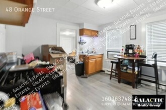 48 Orange St in Manchester, NH - Building Photo - Building Photo