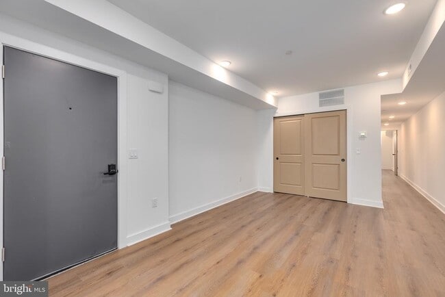 property at 1917 W Susquehanna Ave