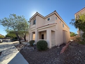 8931 Snowtrack Ave in Las Vegas, NV - Building Photo - Building Photo