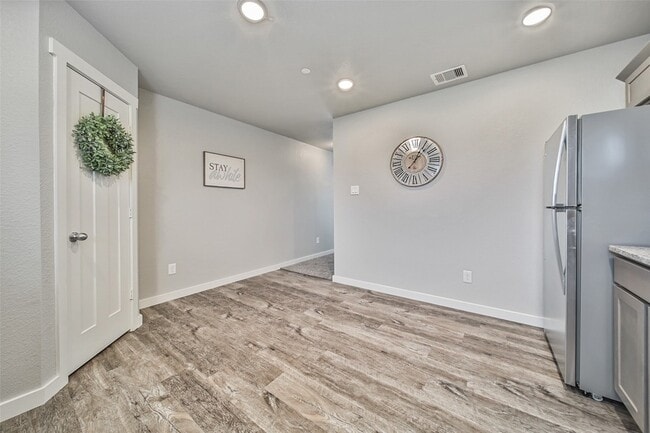 12603 Telge Rd, Unit 21-E in Cypress, TX - Foto de edificio - Building Photo