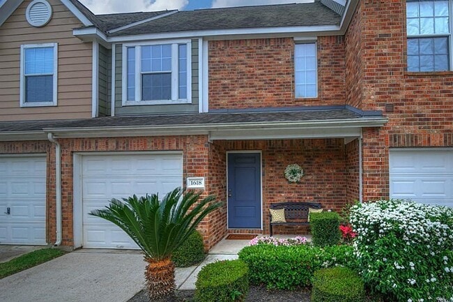 property at 1618 Grable Cove Ln