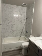424 Frontage Rd, Unit 2 in Ripon, CA - Building Photo - Building Photo