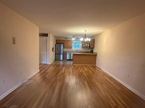 551 London Court II in Egg Harbor Township, NJ - Building Photo - Building Photo