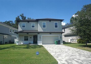 3625 E Clark Cir in Tampa, FL - Building Photo