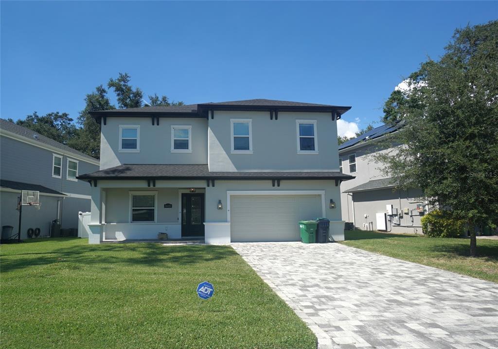 3625 E Clark Cir in Tampa, FL - Foto de edificio