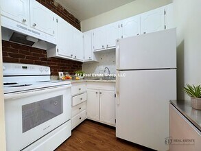 50 S Huntington Ave in Boston, MA - Building Photo - Building Photo
