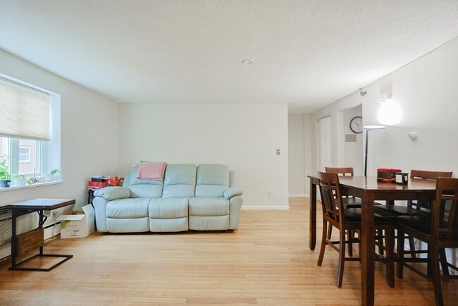 49 Colborne Rd in Boston, MA - Building Photo - Building Photo